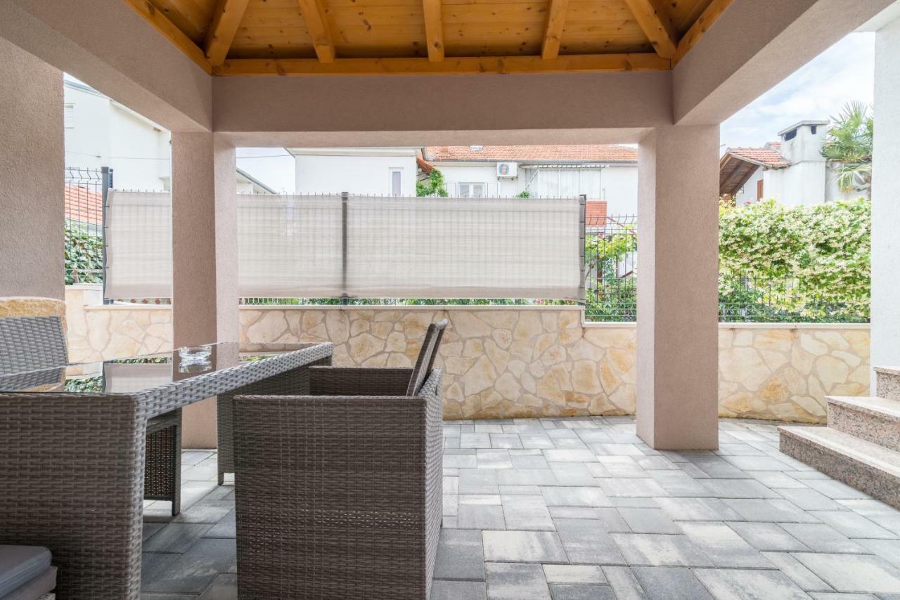Apartmani Drago Biograd Na Moru Exterior photo
